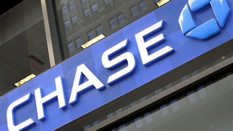 how to avoid chase checking fees reddit