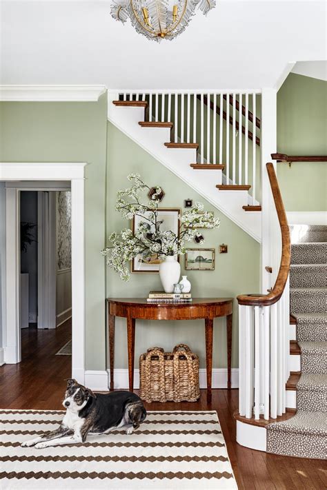 How To Avoid Entryway Decorating Mistakes