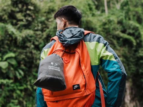How To Backpack With A Hammock