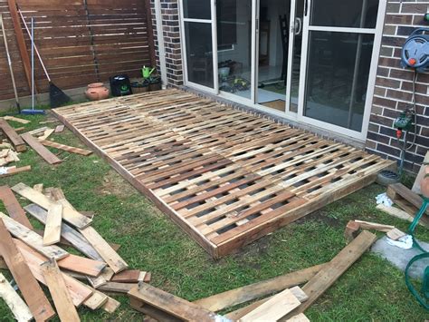How To Build A Small Deck Using Pallets