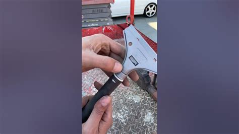 How To Change Blade On Husky Scraper