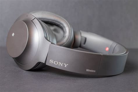 how to charge sony headphones