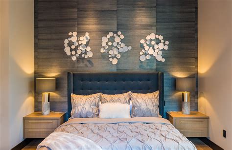 How To Choose Feature Wall In Bedroom