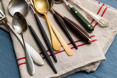 How To Choose Flatware