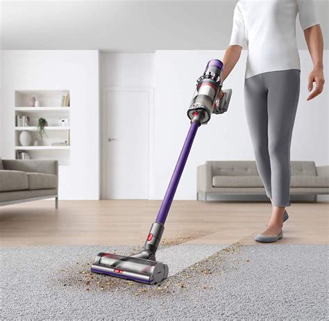 how to clean a dyson v11 vacuum cleaner