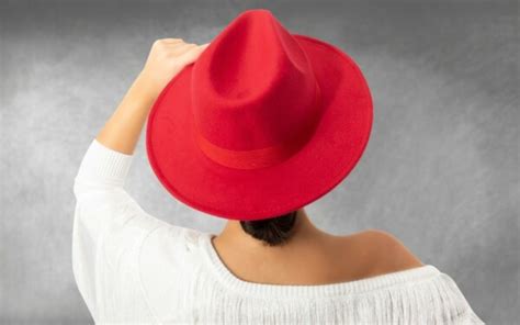 How To Clean A Second Hand Hat