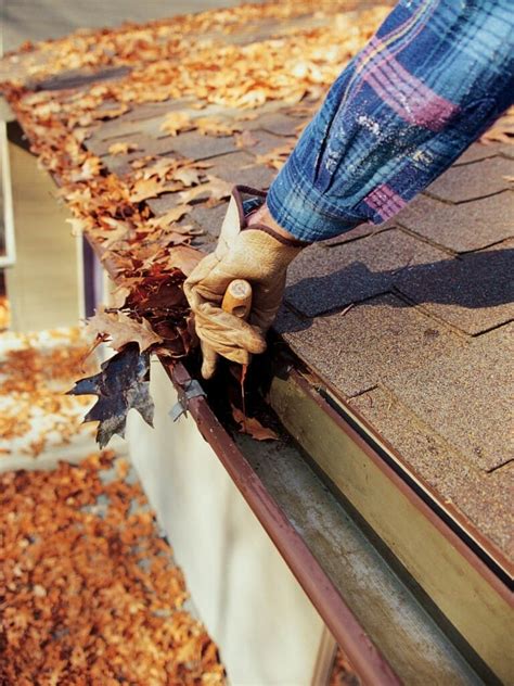 how to clean gutters with tsp