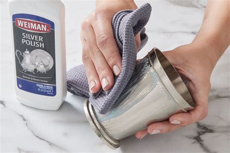 How To Clean Pan Silver