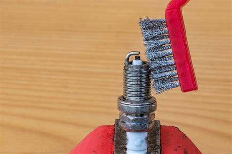how to clean spark plugs