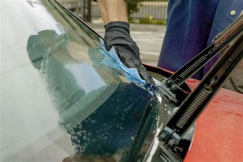 How To Clean Windshield Blades