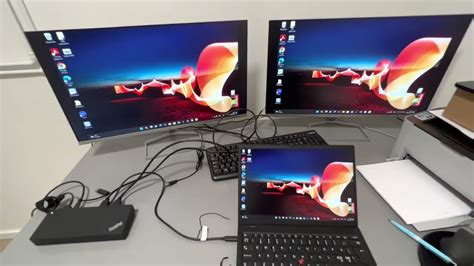 how to connect two monitors to one usb c