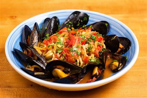 how to cook mussels in marinara sauce