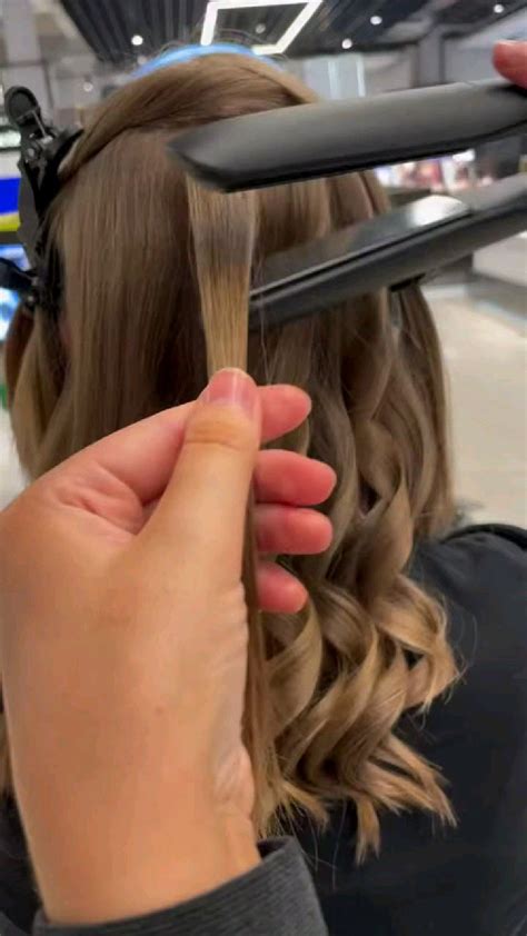 How To Curl Your Hair With A Straightener