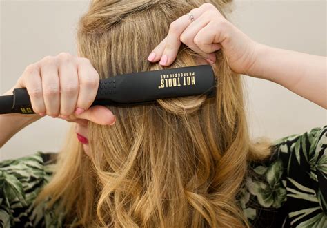 Stunning How To Curl Your Hair With A Flat Iron Beach Waves For Bridesmaids