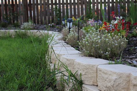 How To Cut Grass Edges Next To A Wall