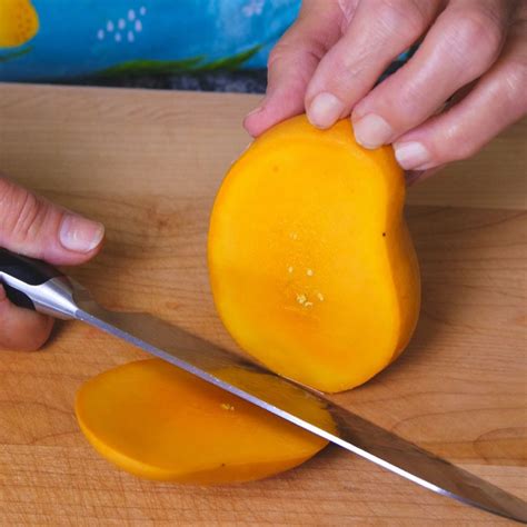 how to cut mango easily