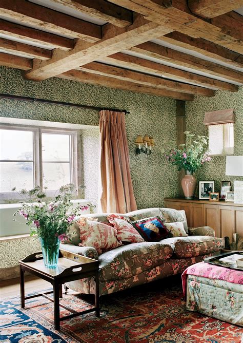 How to Decorate Your Home in the English Country House Style Katie