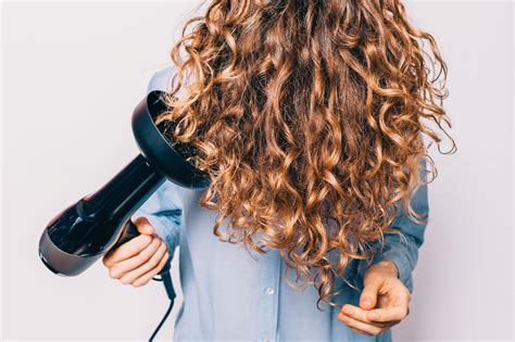  79 Stylish And Chic How To Diffuse Your Hair With A Blow Dryer Hairstyles Inspiration