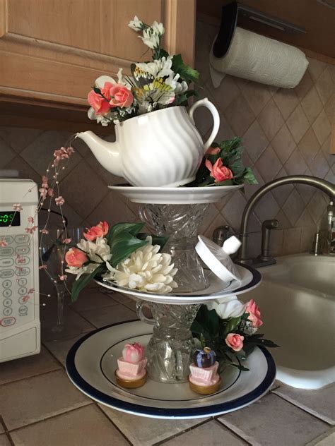 How To Display Teapots In A Modern Way