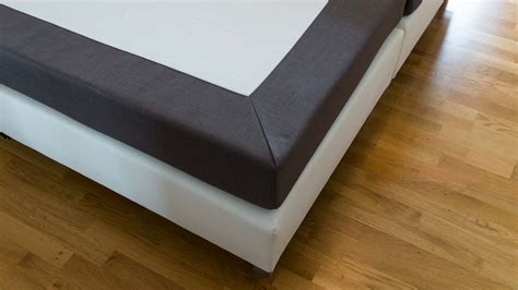 Things to remember when disposing of an old mattress & box spring