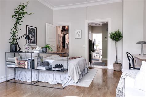 How To Divide A Living Room And Bedroom