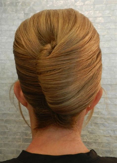 The How To Do French Roll Hairstyle At Home With Simple Style