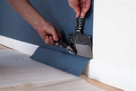 How To Do Wallpapering