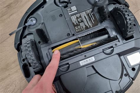 How To Empty Robot Vacuum