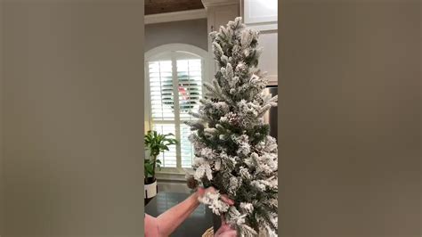 How To Fill In An Artificial Christmas Tree