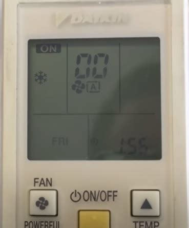 how to find error codes on daikin mini split