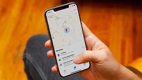 how to find people location on iphone