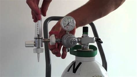 How To Fit Flow Meter On Oxygen Cylinder