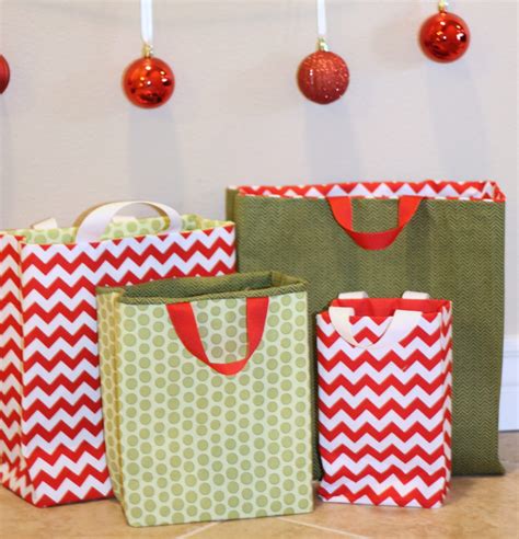 How To Fix A Gift Bag