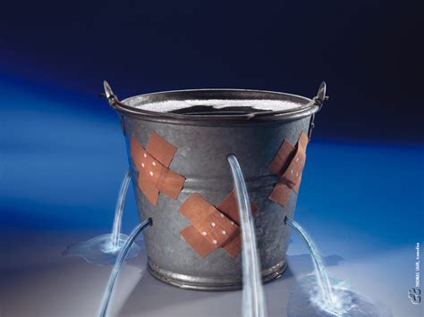 How To Fix A Hole In A Bucket With Straw