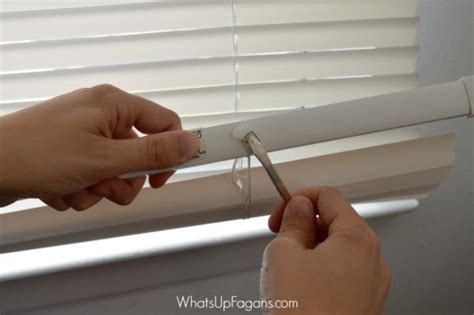How To Fix Fabric Blinds String