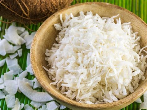 How To Flake Coconut