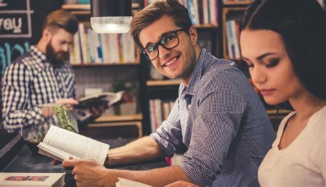 how to get a guy to be interested in you again