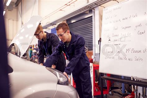 How To Get An Apprenticeship In Auto Mechanics