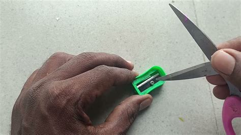 How To Get Blade From Sharpener