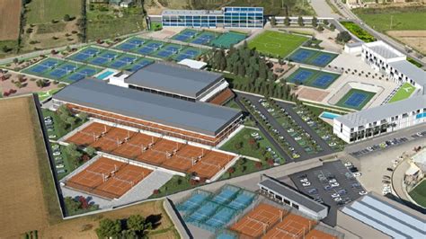 how to get in rafa nadal academy