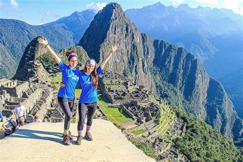 how to get to machu picchu from cusco