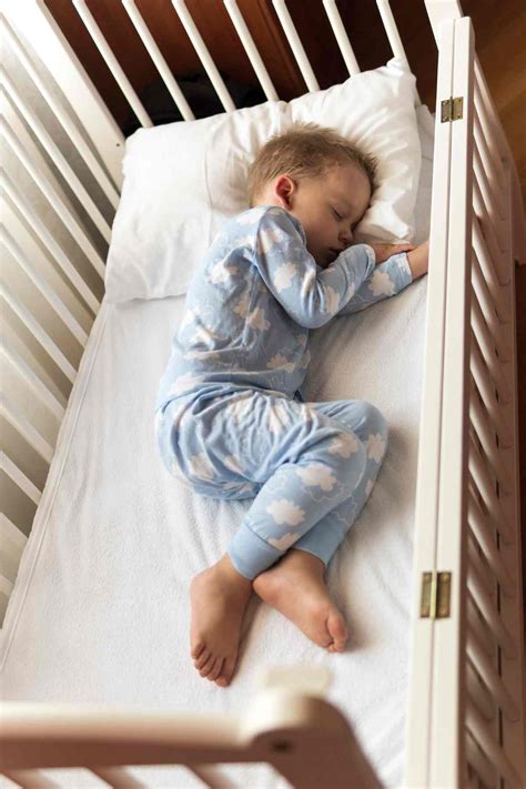 how to get toddler to sleep in crib reddit