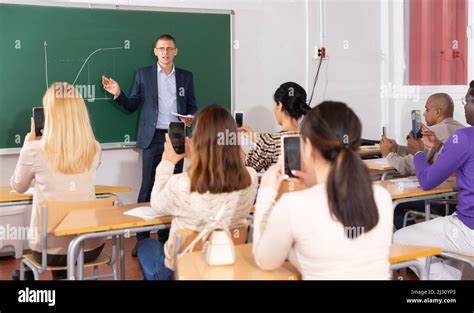 how to give lecture in class
