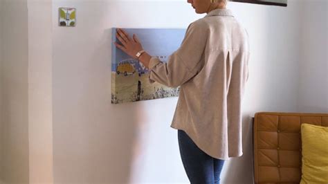How To Hang A Canvas On The Wall