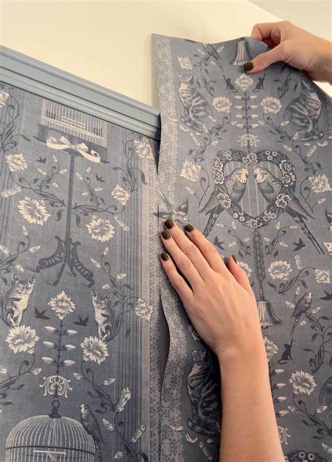 How To Hang Wallpaper With A Pattern