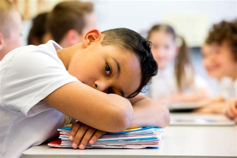 how to help a child struggling in school