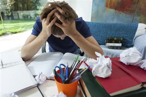 how to help a friend who is stressed about school