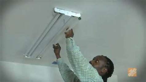 How To Install A Fluorescent Light Fixture