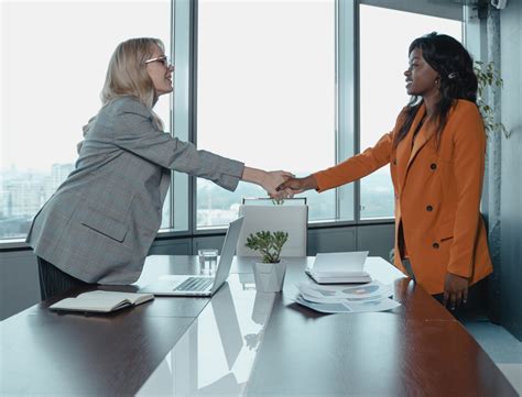 how to interview a candidate