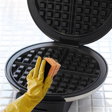 How To Keep Waffle Maker Clean